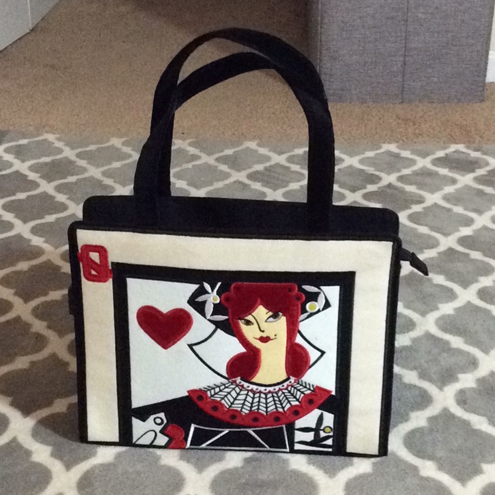 LuLu  Guinness Queen of Hearts tote